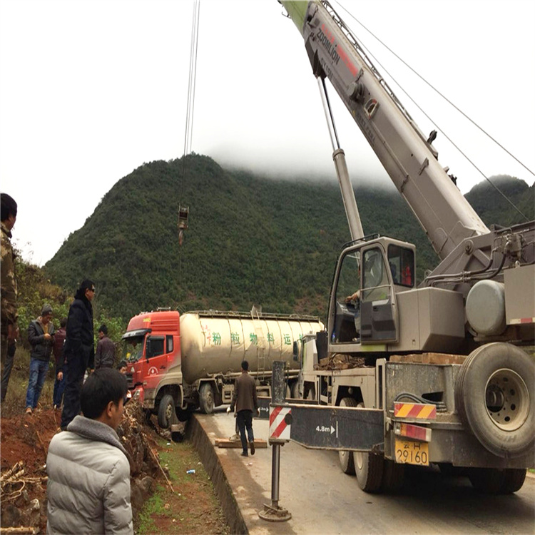 卢氏吊车道路救援24小时